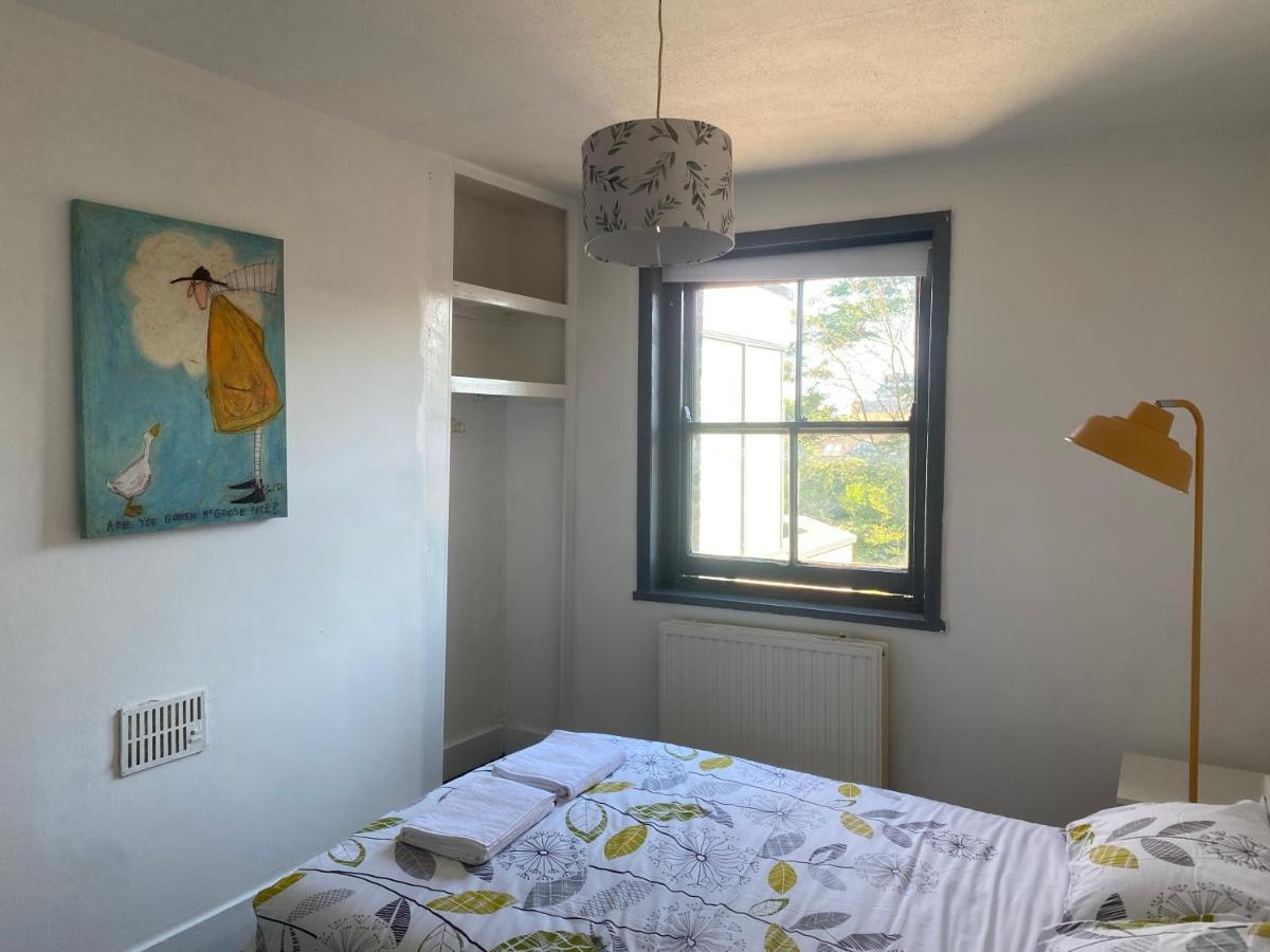 Double Room Лондон Екстер'єр фото