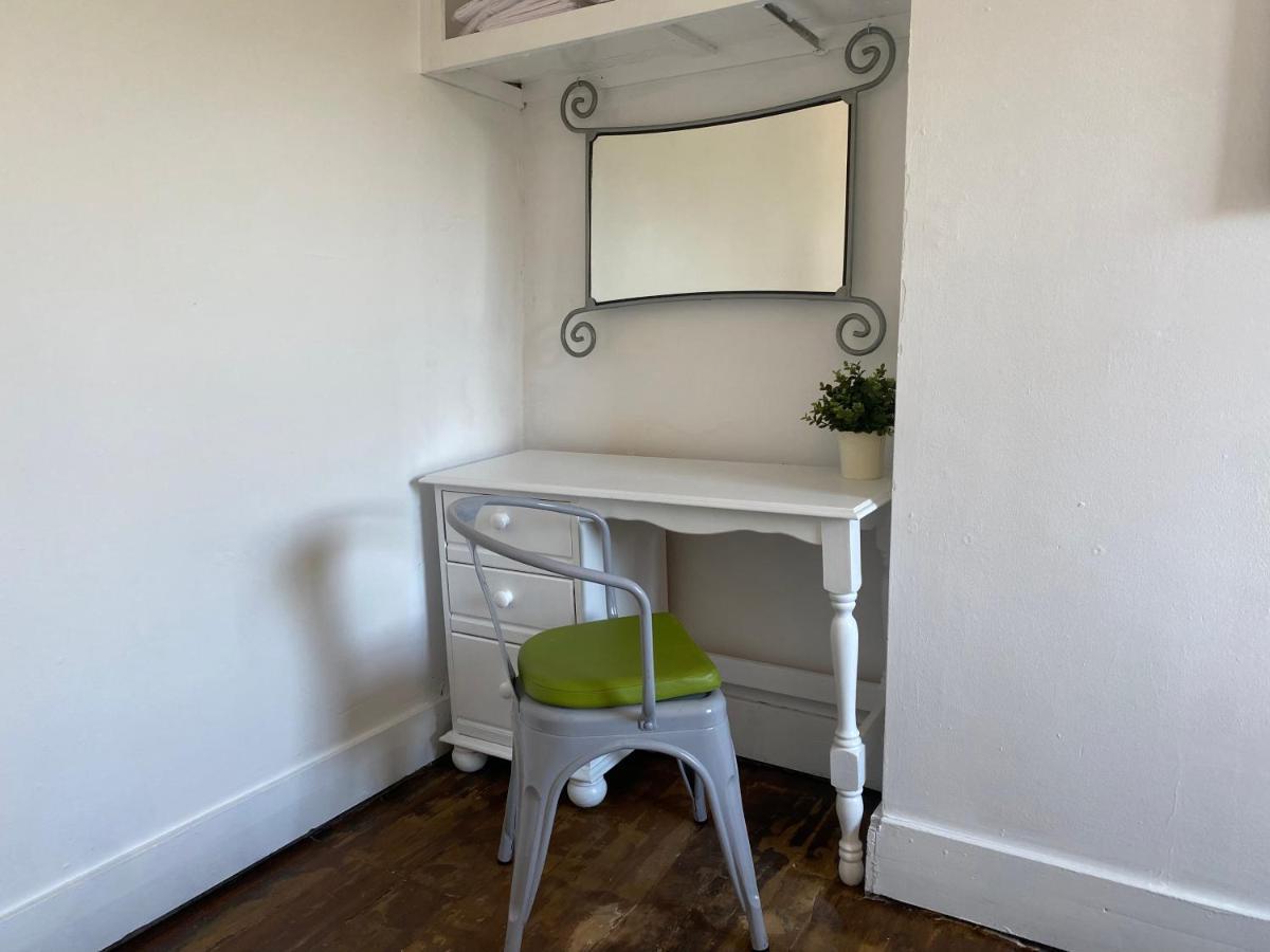 Double Room Лондон Екстер'єр фото
