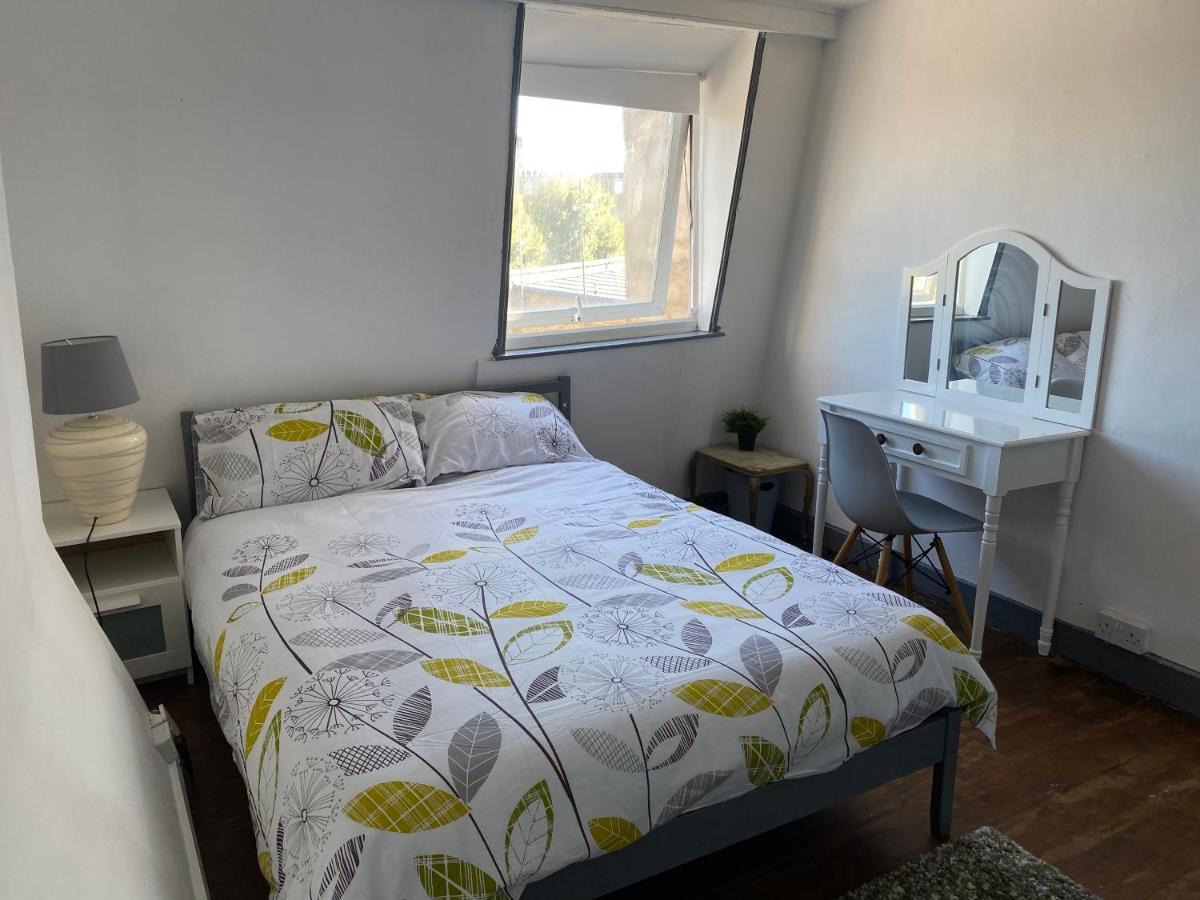 Double Room Лондон Екстер'єр фото